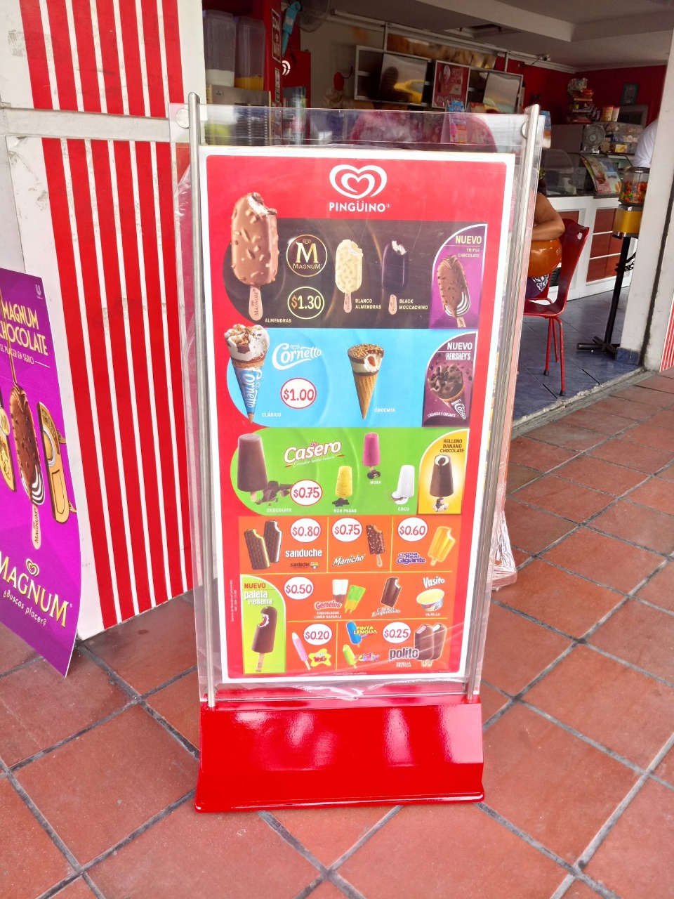 CABALLETE Y PORTA AFICHES 6